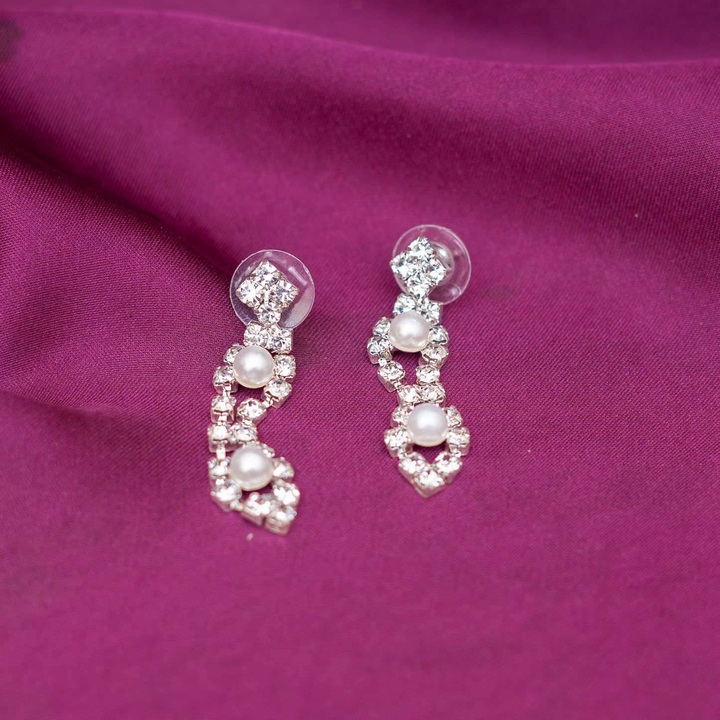 Cubic Zirconia Diamond Cut Necklace Set (Earrings included)