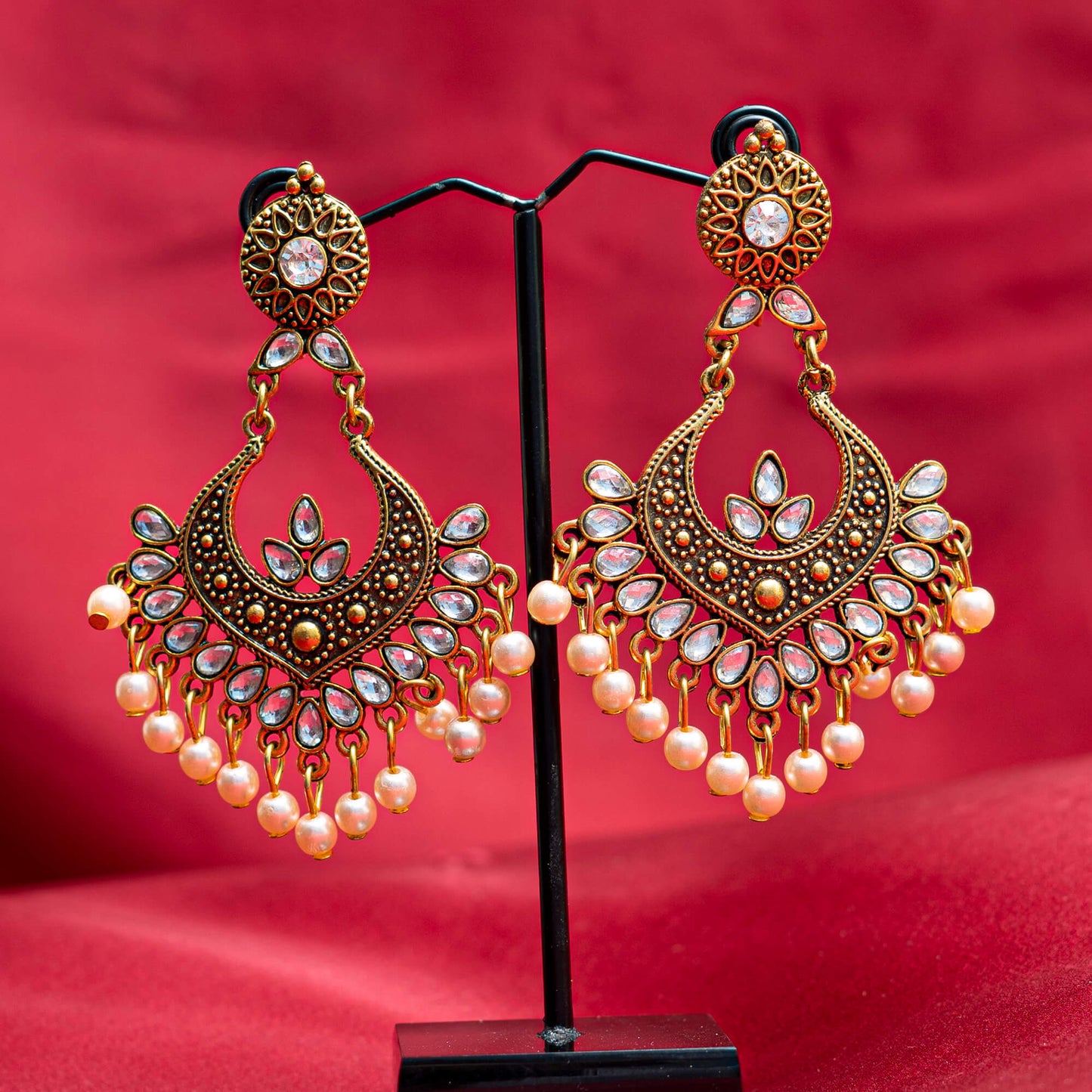 Vintage N Pearls