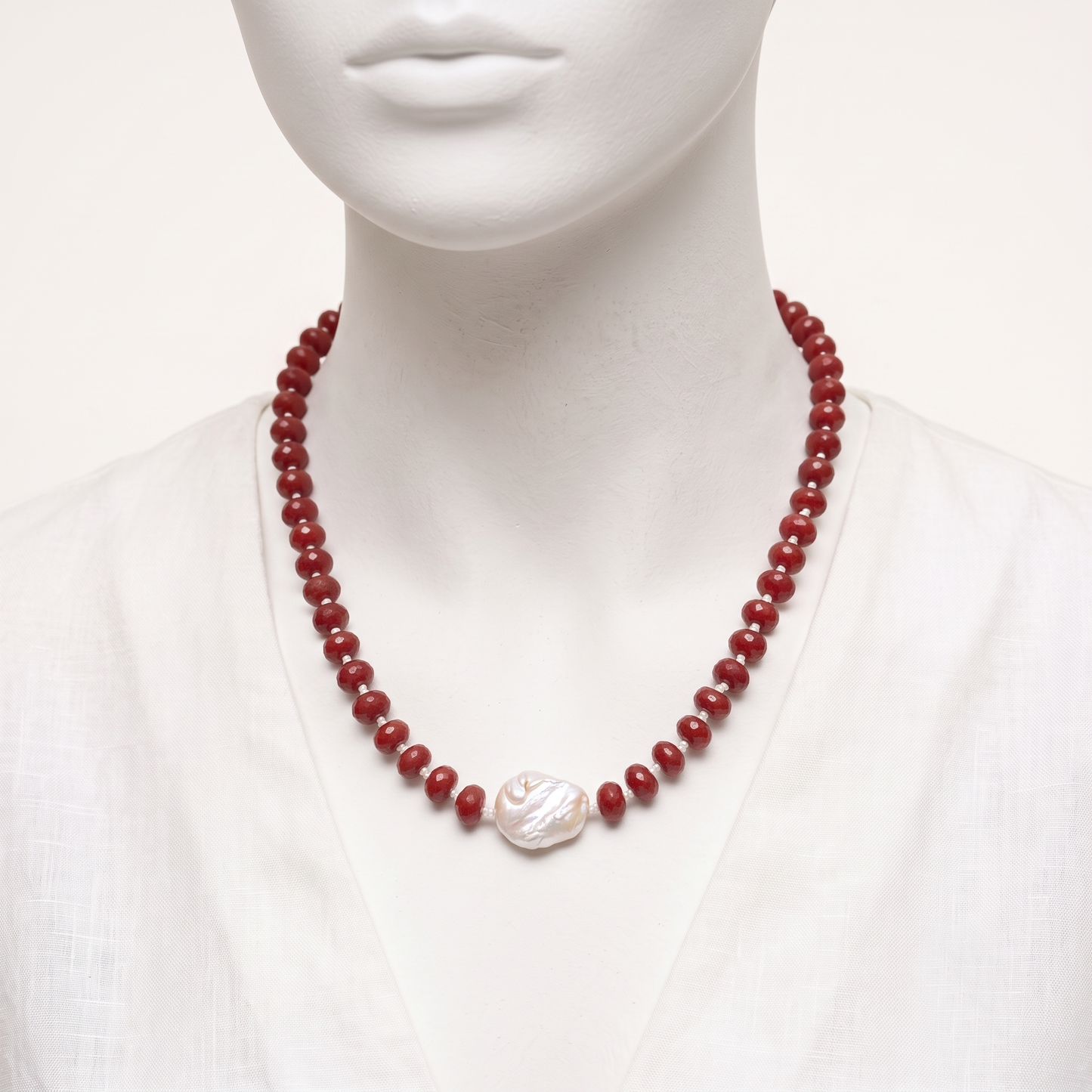Jadiete Stone and Pearl Necklace