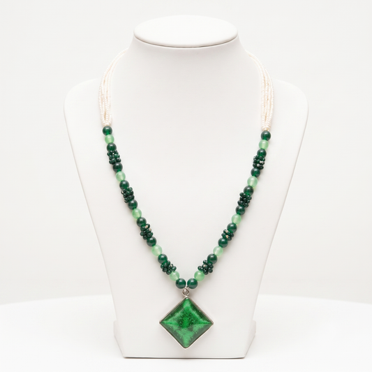 Green Jadeite Stones Necklace