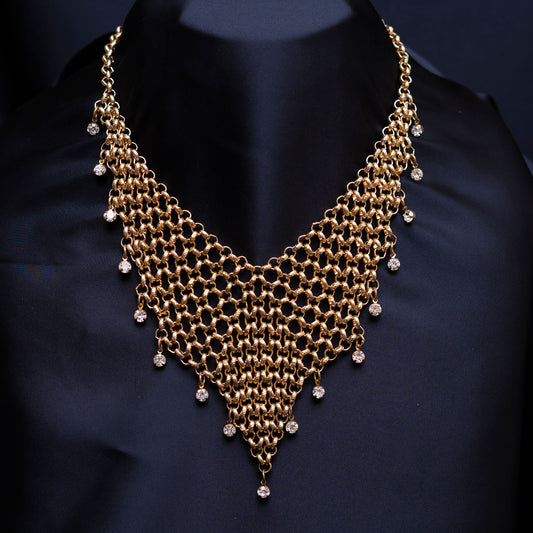 Gold n Crystals Necklace